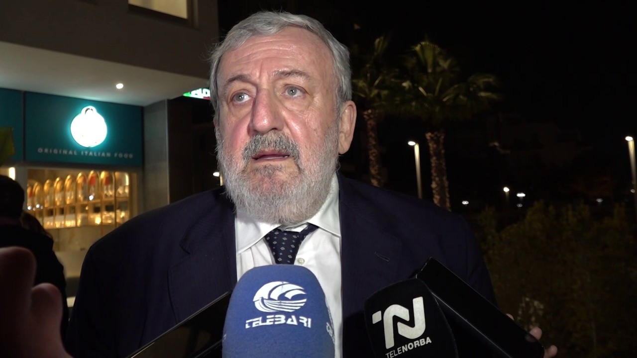 Bari, Michele Emiliano rompe il silenzio: 