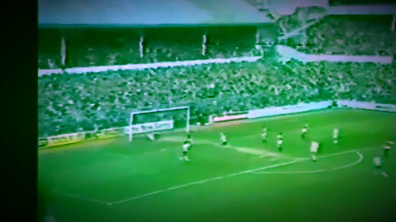 Mark Falco - Classic Goal Spurs v Arsenal 1983 - YouTube