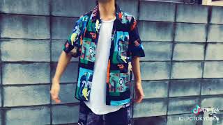 ビッグシルエットYouthサテンシャツ【ホワイト/ブラック】- PLAY CLOTHING TOKYO【Tik Tok】