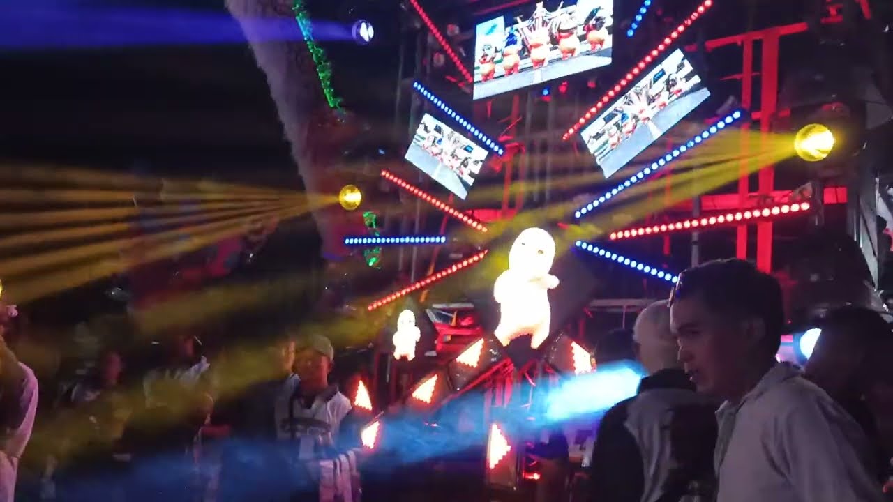 Hiburan warga+62 karnaval sound horeg