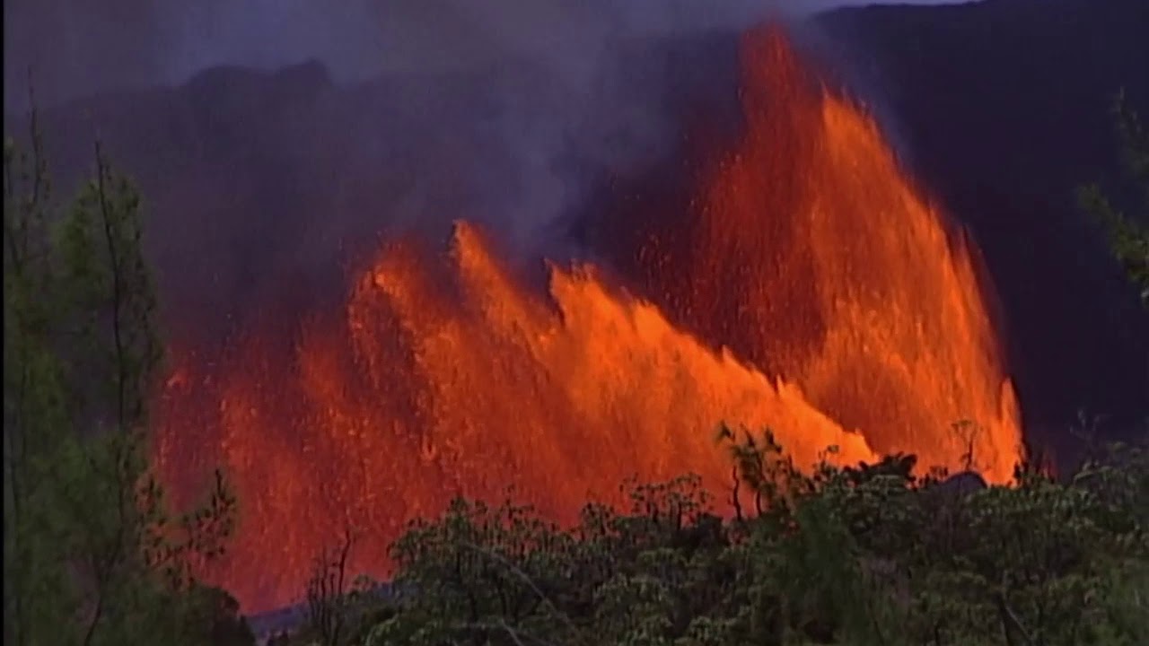 Eruption du siècle Avril 2007 Le Piton de la Fournaise fait son