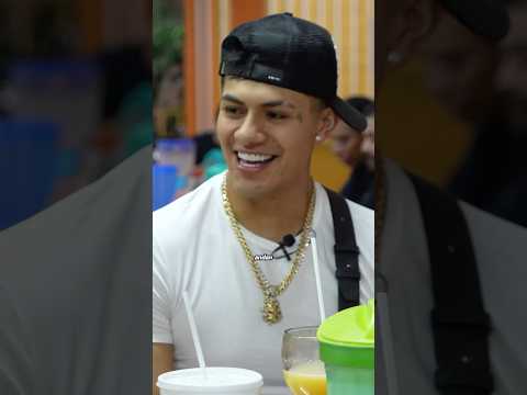 Así se le declaró El Bogueto a su novia. #