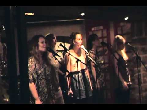 Chicks of Daniel [Old House Inn] - Tide is high (by Atomic Kitten)