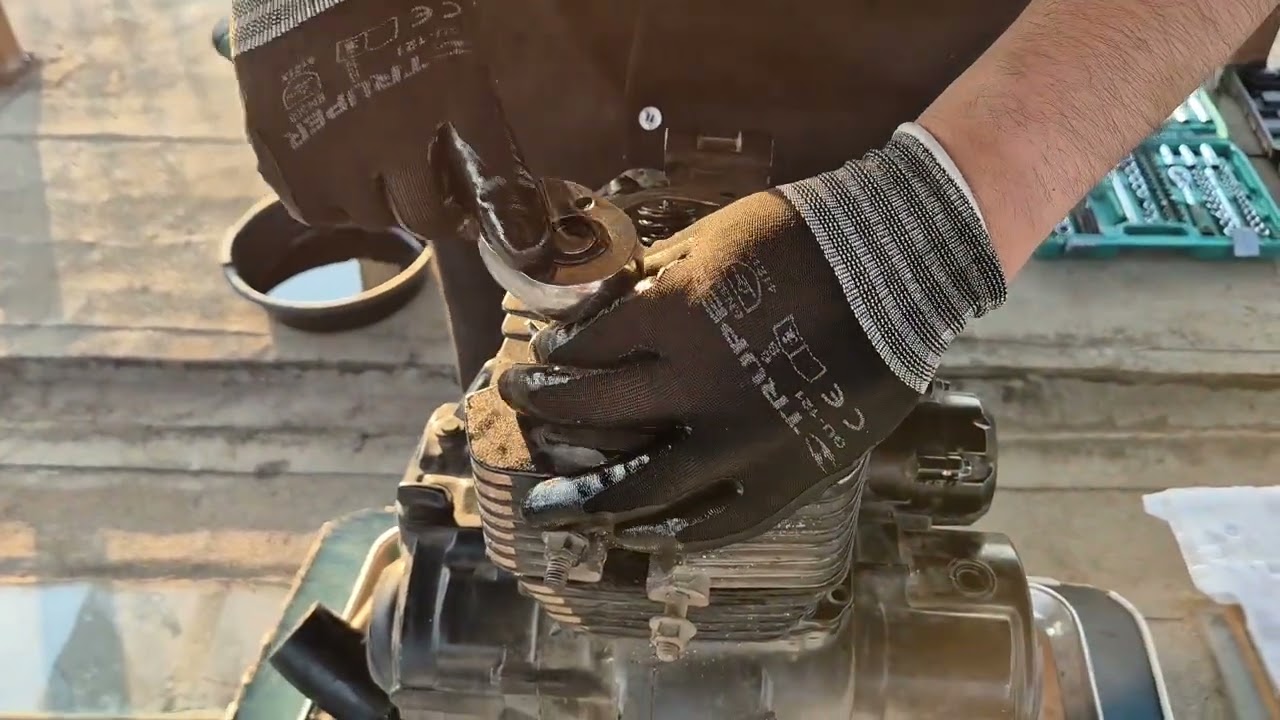 Ajuste de motor de motocicleta