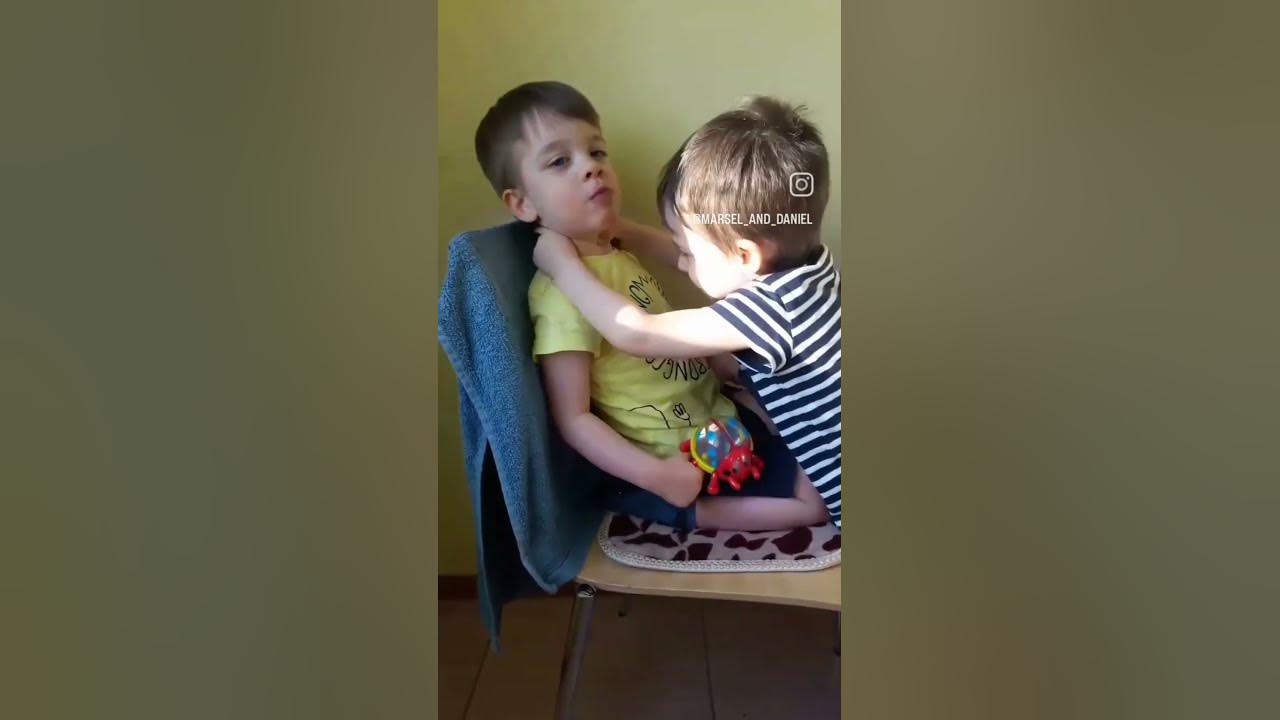 В каждом маленьком ребенке - YouTube