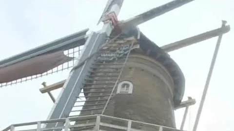 Beneath De Hoop: Exploring Gorinchem’s 1764 Windmill in the Netherlands