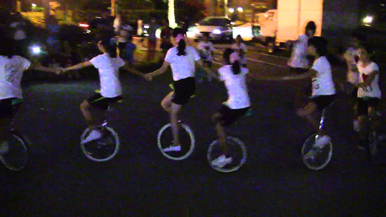 UC Star Singapore Unicycle at Parc Oasis Performance in the Dark YouTube