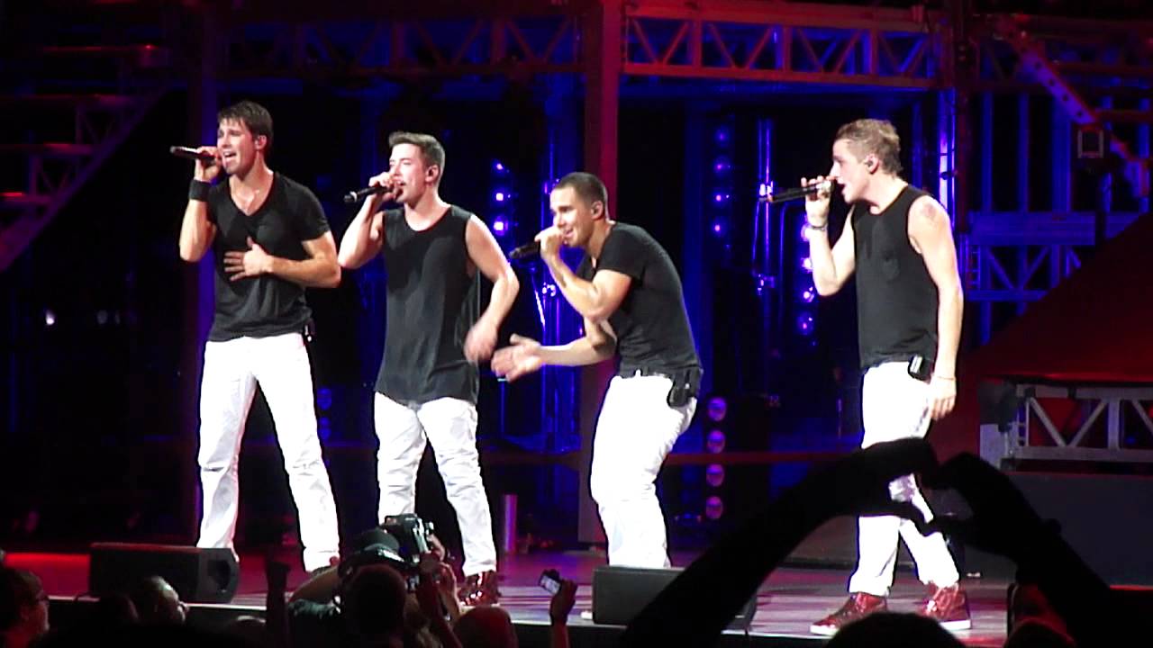 Big Time Rush Performing Boyfriend live in Charlotte, NC - YouTube