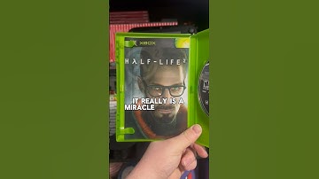 This Port SHOULD NOT exist.. #halflife2 #originalxbox #retrogaming #ogxbox #gamecollection