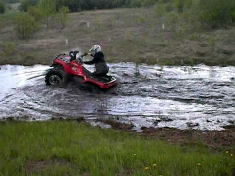 can am outlander 400 mudding youtube