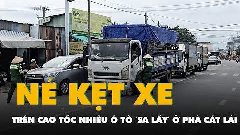Né kẹt xe trên cao tốc TP.HCM - Long Thành - Dầu Giây, nhiều ô tô 