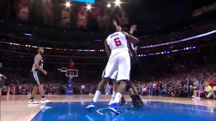 Tim Duncan Comes Up with Huge Block on Blake Griffin