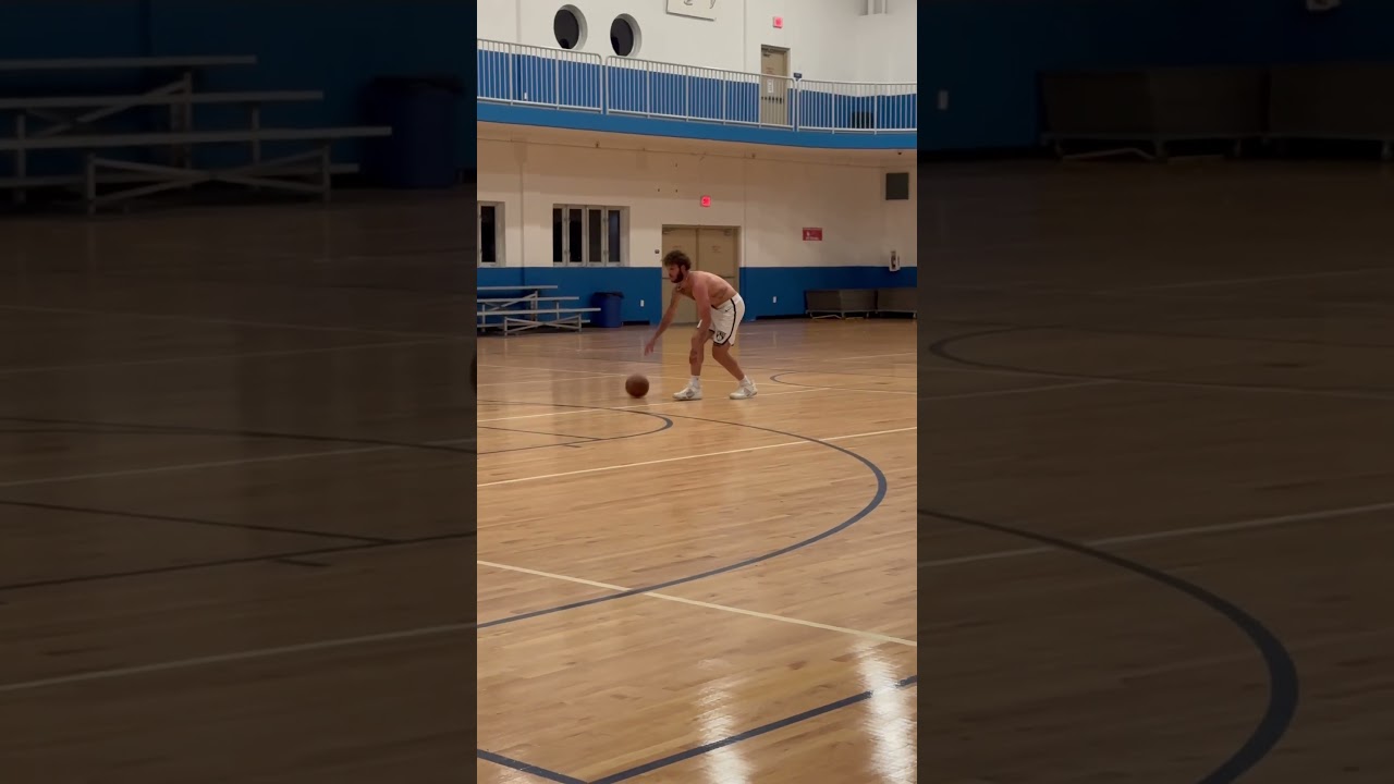 Ex NBA Player Tyler Johnson seen putting in work