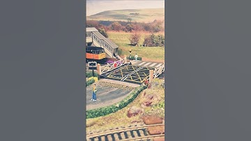 Hornby Level Crossing, in 00 Gauge... #modelrailway