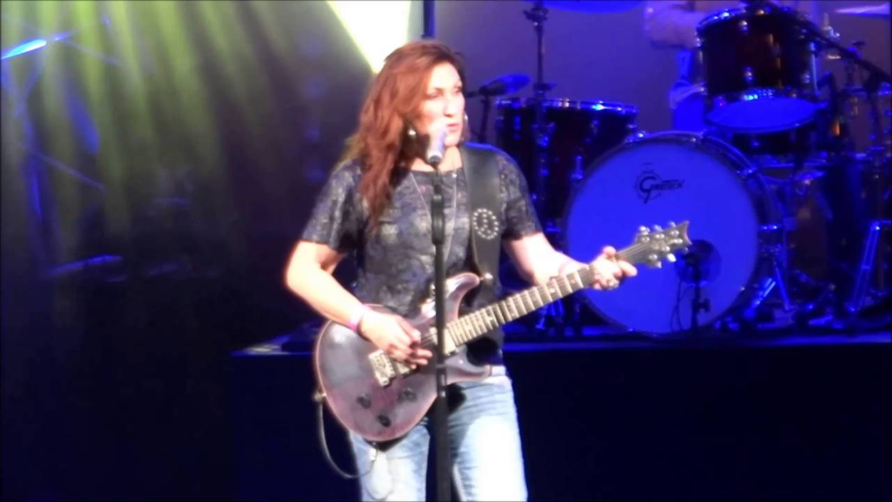 Ver Jo Dee Messina – Sharp Dressed Man (ZZ Top cover) no YouTube Ver Jo Dee Messina – Sharp Dressed Man (ZZ Top cover) no YouTube