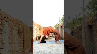 Chakrasana Karne Ka Sahi Tarika 🧘‍♀️✨ | Back Bend Yoga for Flexibility #shorts #yoga #chakrasana