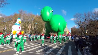 Balloon Handler For Dino At Macys Thanksgiving Parade Nyc 2019 Sinclair Dinosaur
