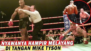 Balasan Mike Tyson Ketika Pukulannya Diremehkan Petinju Yg Menghinanya