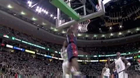 LeBron James HUGE Alley Oop SLAM vs Celtics Season Opener 08-09