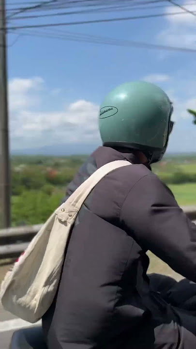 Touring vespa smallframe indonesia #vespa #vespasmallframe #vespaindonesia #shorts