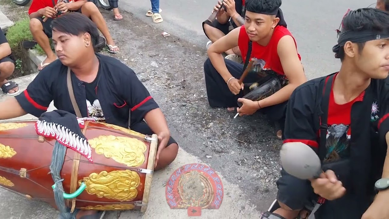 Arakan REOG SINGO MANUNGAL JAYA lumajang Live,,,, padomasan
