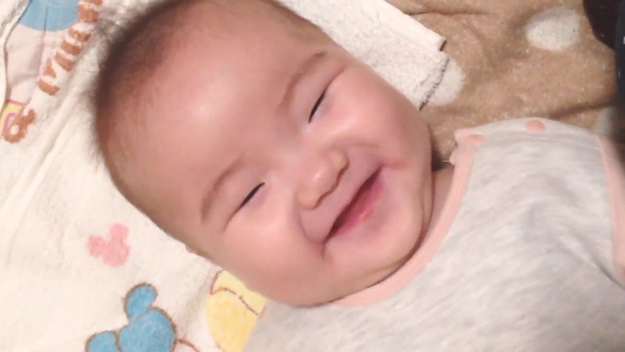 赤ちゃん 笑う と しゃっくり