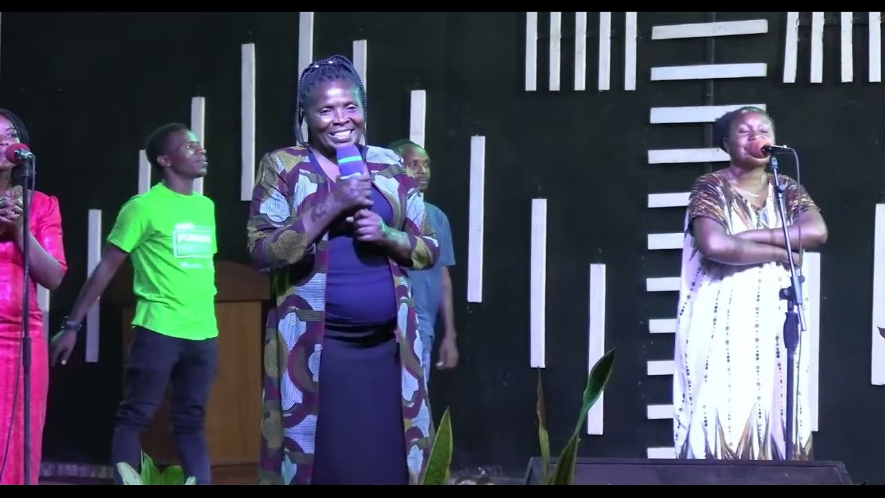 ROSE  MUHANDO  AT HARVEST MAHOKO  LIVE CONCERT