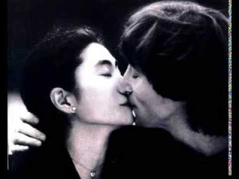 (Just like) Starting Over - John Lennon (Lyrics on screen)