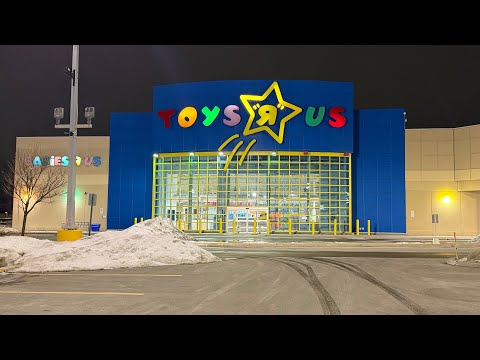 Exploring an ABANDONED 1990s Toys R Us (Toys Left Behind!!)