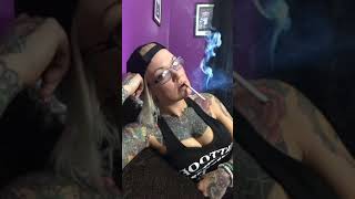AWESOME SMOKING VID!!! A MUST WATCH😍