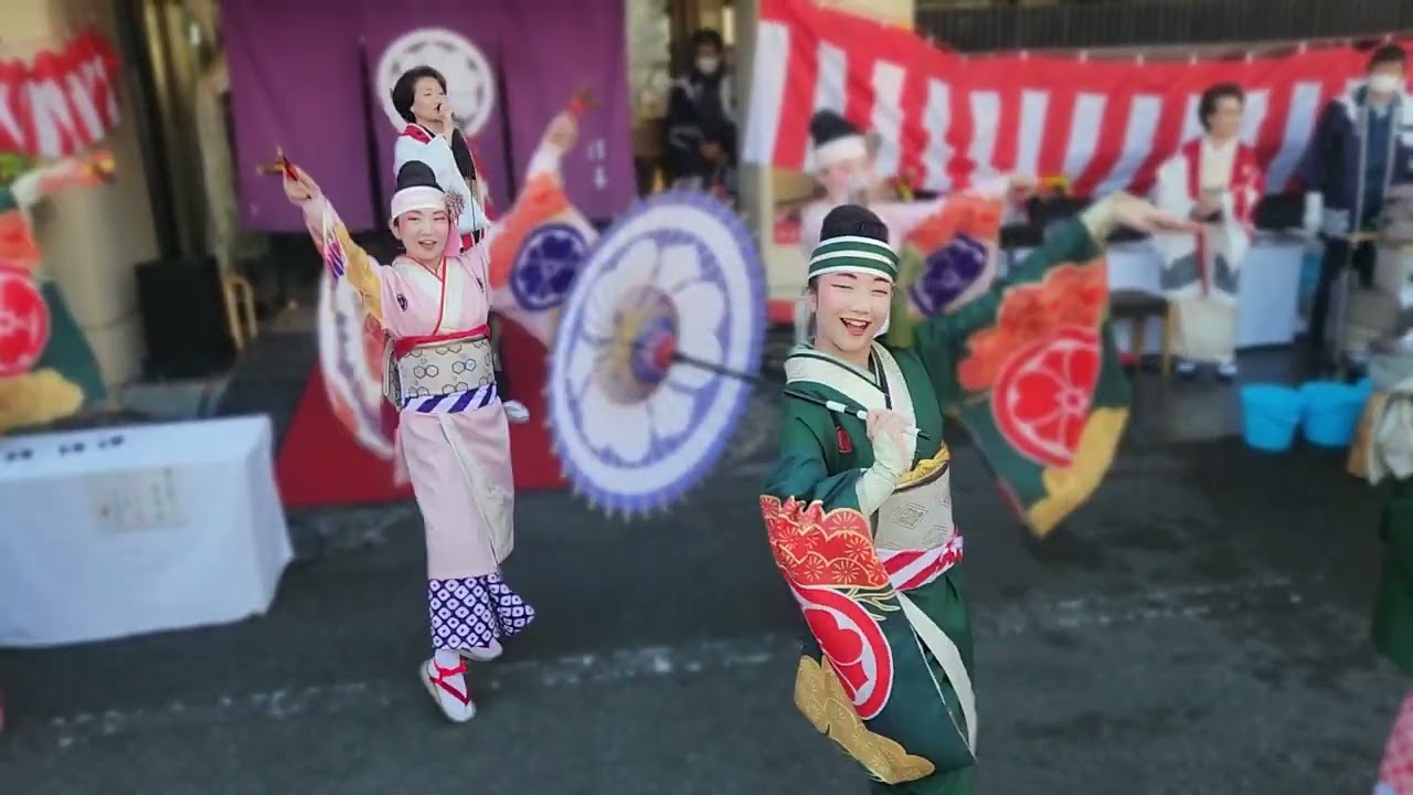 2025.12.28　濱長餅つきにて！　　　　　　携帯ピントズレズレ何だかな～😅                