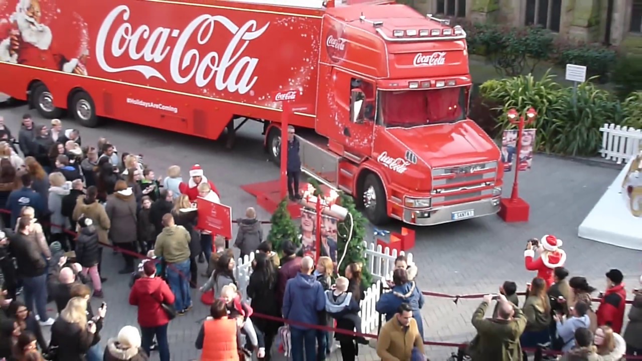 Coca Cola Truck Visits Birmingham | 16th December 2016 - YouTube