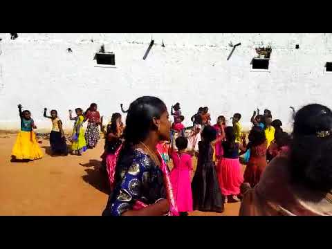 Chinni maa bathukamma chinnari bathukamma bathukamma song