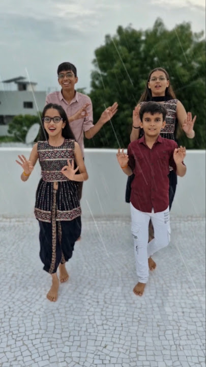 Barish Ka Mausam Tha 🌧l Dil Bada Hi Awesome Tha❤️ l#dance #barish #trending #reels #shorts #ytshorts