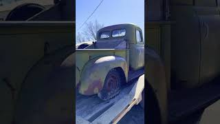 I rescued a 1950 International pickup from the CRUSHER!