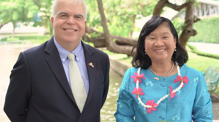 Charg d'affaires Peter Haymond and Khun Dusadee Sa...