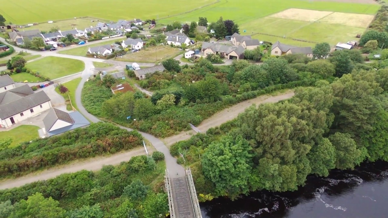 Broom of Moy (bit of the river and bridges as well) YouTube