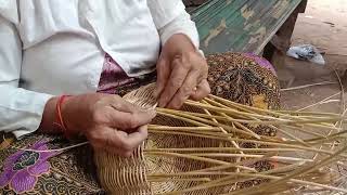 Basket to frogs