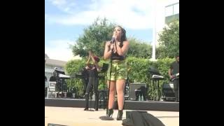 Demi Lovato - Sorry Not Sorry at the Apple Infinite Live