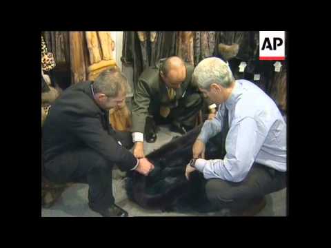 Russia - Nudes in anti-fur demonstration - YouTube
