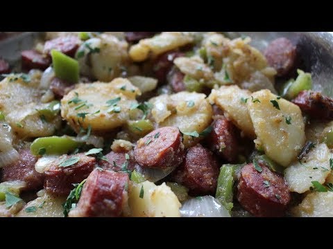 Southern Smothered Potatoes & Sausage - Soul Food Dinner Idea - I Heart Recipes