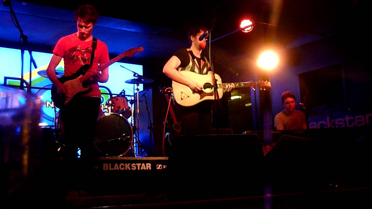 Van Susans live at The Cavern Club Liverpool 23rd May 2011