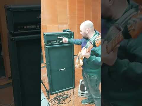 Очень редкий басовый стек от Маршалл. #fender плюс #marshall = love #shorts