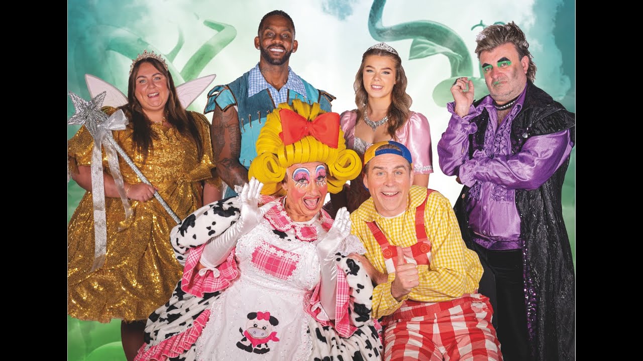 The cast of Jack and The Beanstalk 2025 at Hastings White Rock