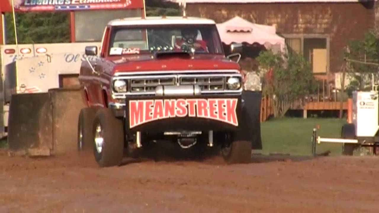MEANSTREEK Truck Pull 2010 Mishicot, WI YouTube