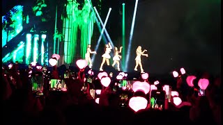Blackpink - (Intro) How You Like That + Pretty Savage Live - O2 Arena London 01/12/22 (Day 2)