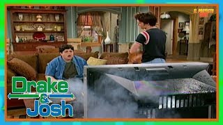 Drake &amp; Josh | Josh Descompone La TV