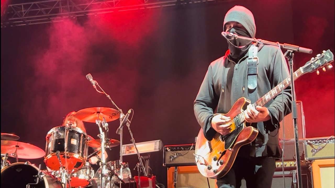 Black Rebel Motorcycle Club - Spread Your Love live in Melbourne Under the Southern Stars March 2022 Black Rebel Motorcycle Club - Spread Your Love live in Melbourne Under the Southern Stars March 2022