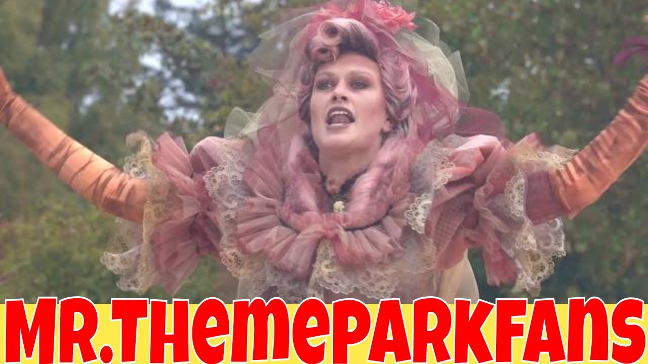 Disney Phantom Manor float at Disneyland Paris halloween 2018. :)