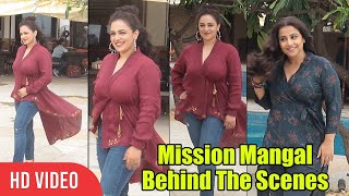 taapsee-pannu-funny-moments-with-nithya-menen-at-juhu-beach-mission-mangal-promotion